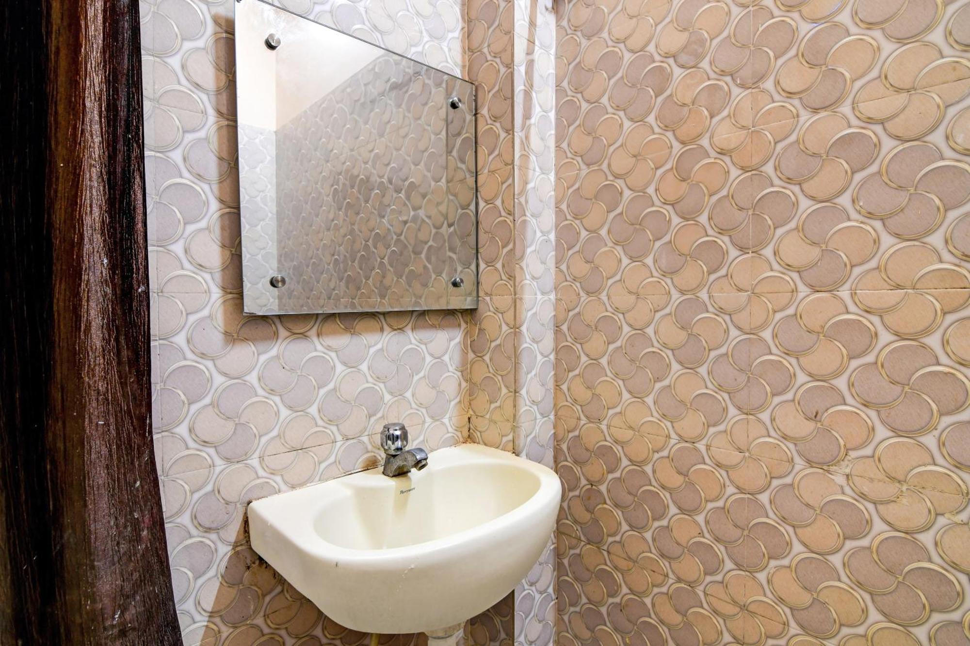 Hotel O Padmavati Projects Pvt Ltd Near Netaji Subhash Chandra Bose International Airport Dum Dum Zewnętrze zdjęcie